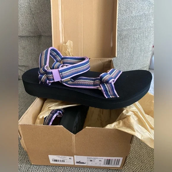 Teva Free People NWT Womens Midform Universal Woven Sandals Lupine/Black Size 9 - Picture 5 of 10